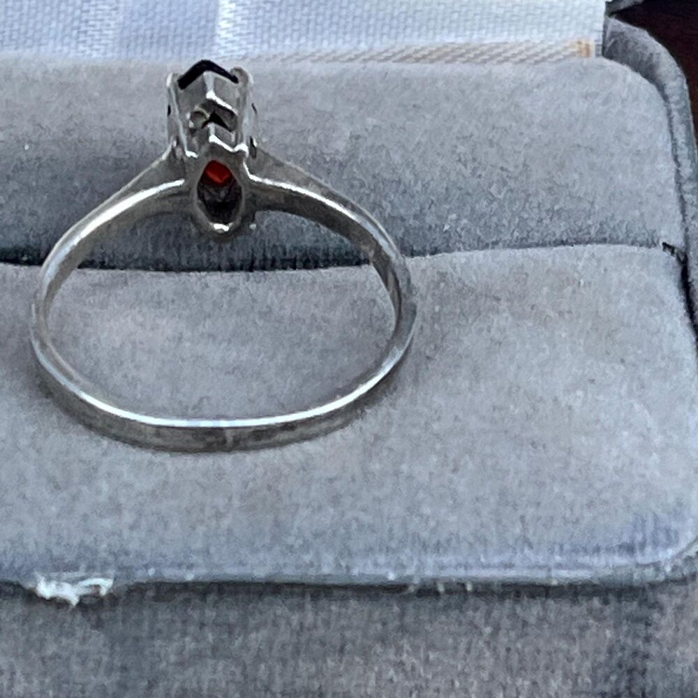 Sterling Silver Solitaire Cocktail Ring with Red Stone Size 8 1/2 - Picture 10 of 13
